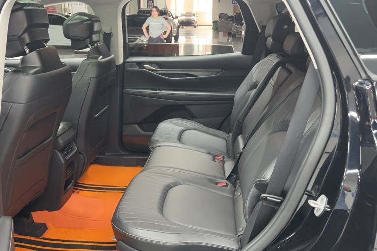 Used Ford Edge 2025 Ford Explorer L 2.0T EcoBoost Two-Wheel Drive 7-Seater Fashion Edition Left Rear Seat