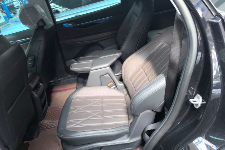 Used Ford Edge 2025 Ford Explorer L 2.0T EcoBoost Four-Wheel Drive 7-Seater Supreme Model Left Rear Seat