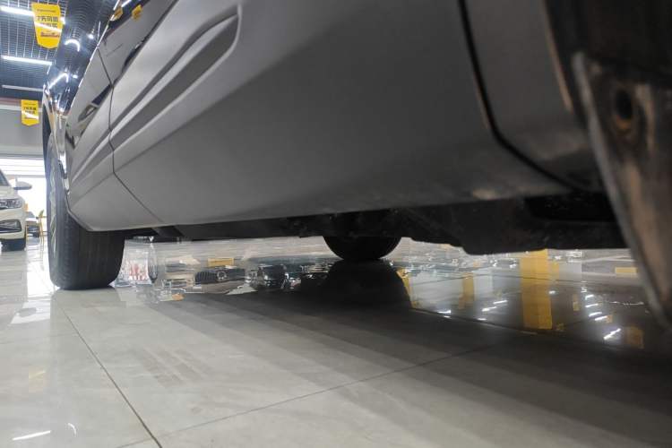 Used Ford Edge 2025 Escape L 2.0T EcoBoost Two-Wheel Drive 7-Seater Luxury Model Left Side Sill