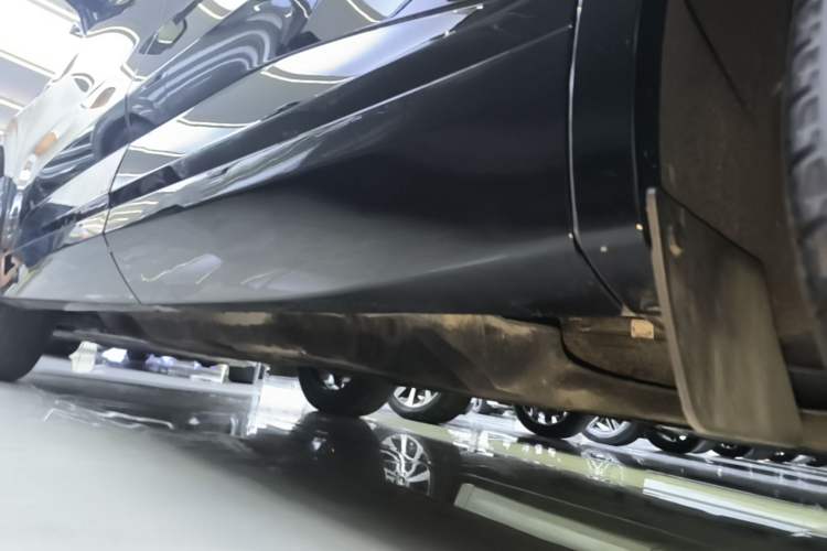 Used Ford Edge 2025 Ford Explorer L 2.0T EcoBoost Four-Wheel Drive 7-Seater Supreme Model Left Side Sill