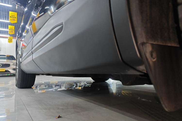 Used Ford Edge 2025 Escape L 2.0T EcoBoost Two-Wheel Drive 7-Seater Luxury Model Left Side Sill