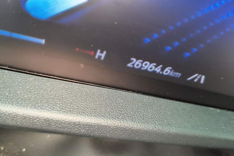 Used Ford Edge 2025 Escape L 2.0T EcoBoost Two-Wheel Drive 7-Seater Luxury Model Odometer Close Up