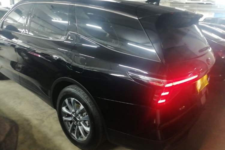 Used Ford Edge 2025 Ford Explorer L 2.0T EcoBoost E-Hybrid Two-Wheel Drive 7-Seater Luxury Model Rear Left 45 Deg
