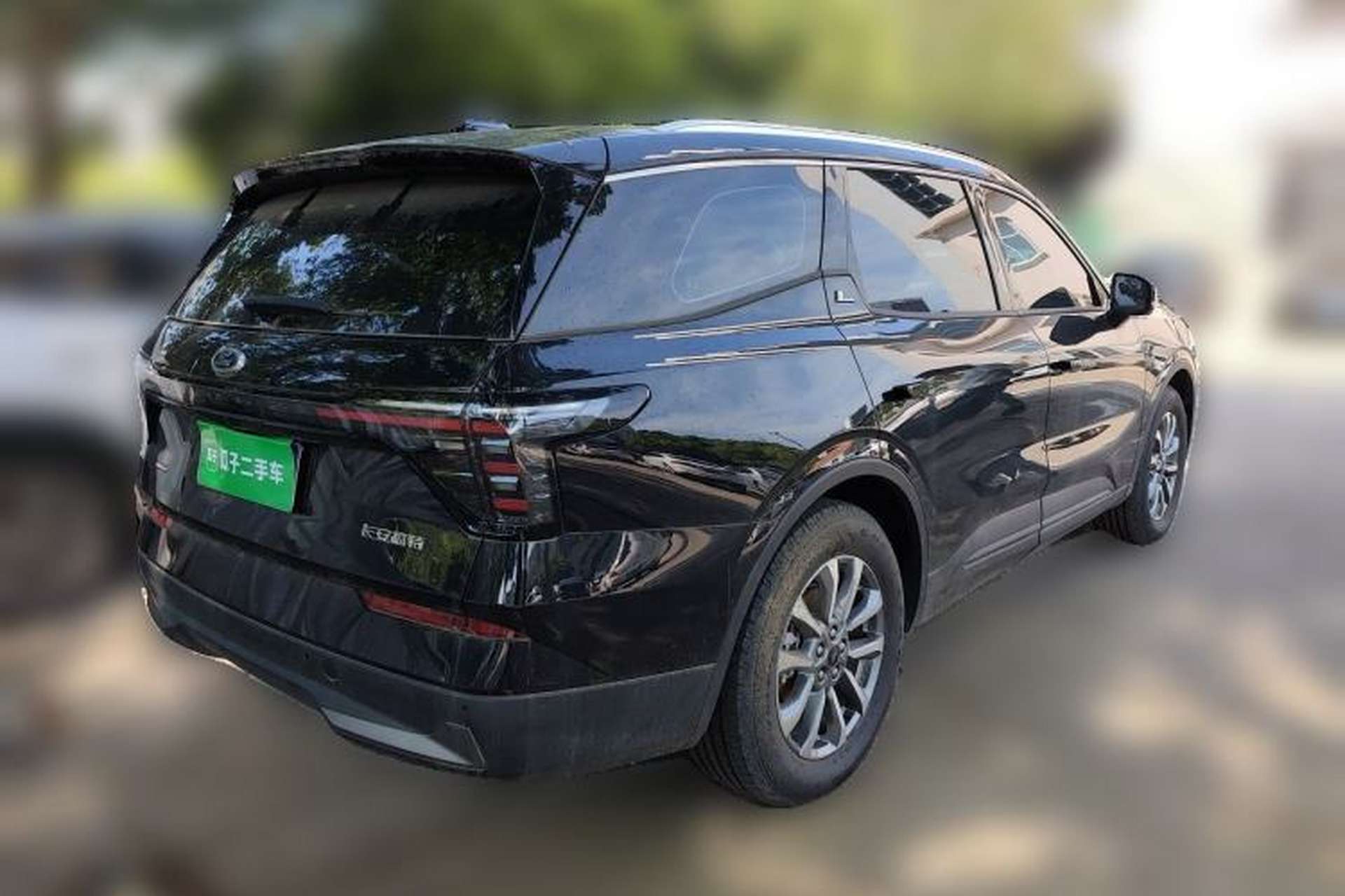 Used Ford Edge 2025 Ford Explorer L 2.0T EcoBoost E-Hybrid Two-Wheel Drive 7-Seater Luxury Model Rear Right 45 Deg