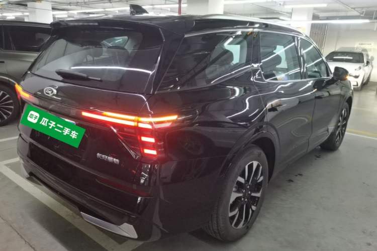 Used Ford Edge 2025 Ford Explorer L 2.0T EcoBoost E-Hybrid Four-Wheel-Drive 7-Seater Supreme Model Rear Right 45 Deg