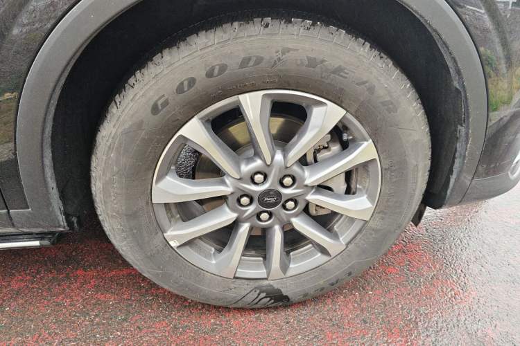Used Ford Edge 2025 Escape L 2.0T EcoBoost Two-Wheel Drive 7-Seater Luxury Model Right Front Wheel Hub