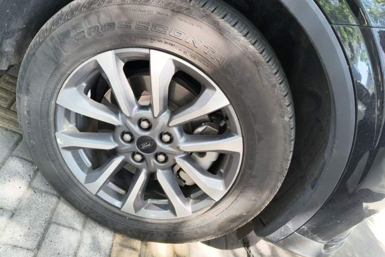 Used Ford Edge 2025 Escape L 2.0T EcoBoost Two-Wheel Drive 7-Seater Luxury Model Right Front Wheel Hub