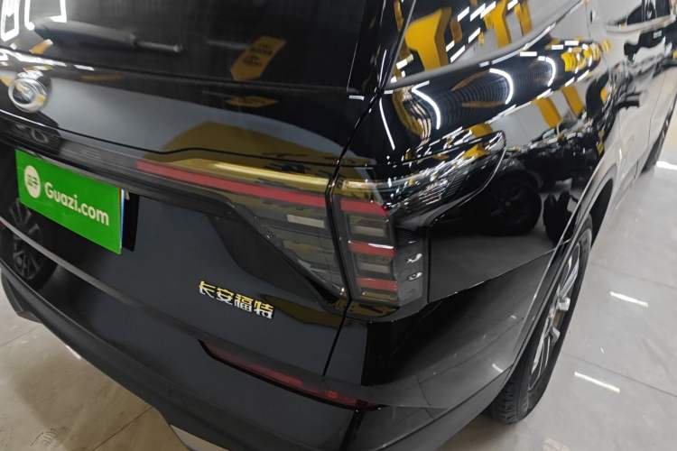 Used Ford Edge 2025 Escape L 2.0T EcoBoost Two-Wheel Drive 7-Seater Luxury Model Right Rear Taillight