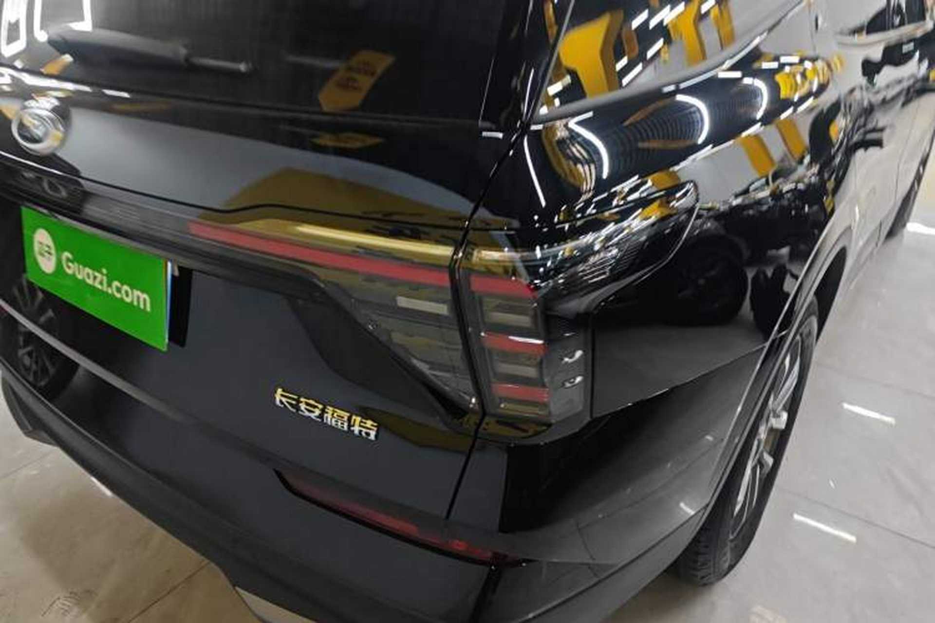 Used Ford Edge 2025 Escape L 2.0T EcoBoost Two-Wheel Drive 7-Seater Luxury Model Right Rear Taillight