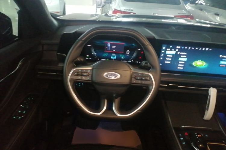 Used Ford Edge 2025 Ford Explorer L 2.0T EcoBoost E-Hybrid Two-Wheel Drive 7-Seater Luxury Model Steering Wheel