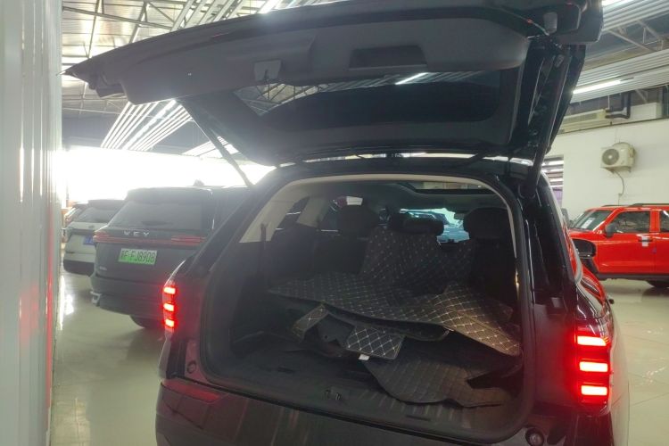 Used Ford Edge 2025 Ford Explorer L 2.0T EcoBoost Two-Wheel Drive 7-Seater Fashion Edition Trunk