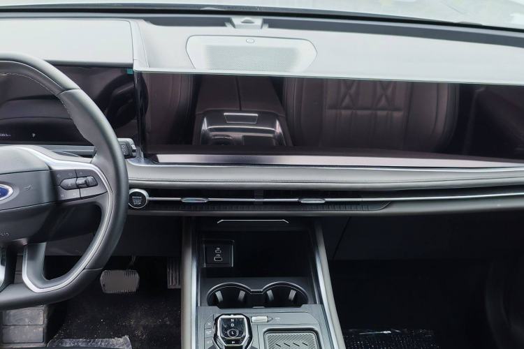 Used Ford Edge 2025 Ford Explorer L 2.0T EcoBoost E-Hybrid Four-Wheel-Drive 7-Seater Supreme Model Audio And AC Panel