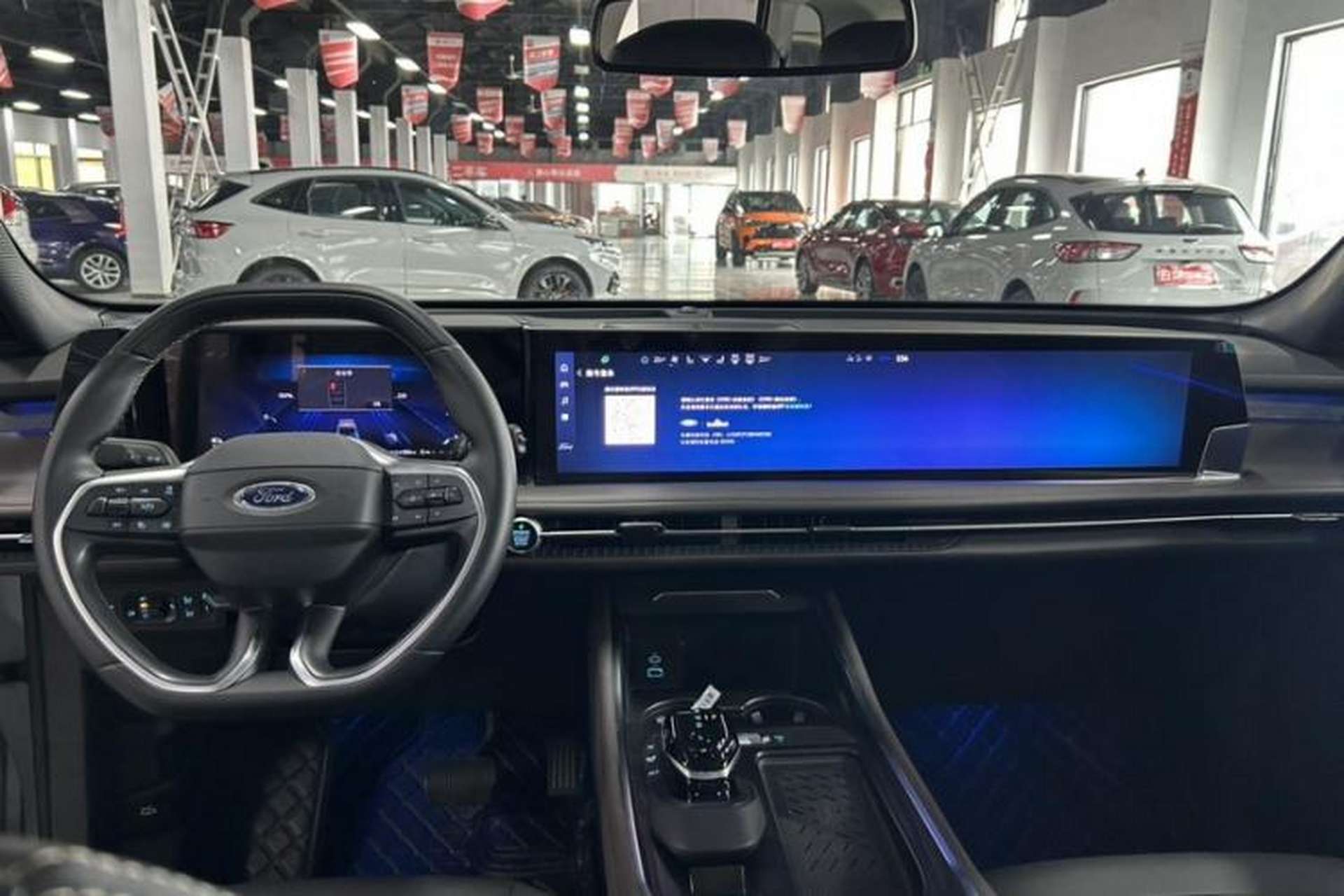 Used Ford Edge 2025 Ford Explorer L 2.0T EcoBoost E-Hybrid Four-Wheel-Drive 7-Seater Supreme Model Audio And AC Panel