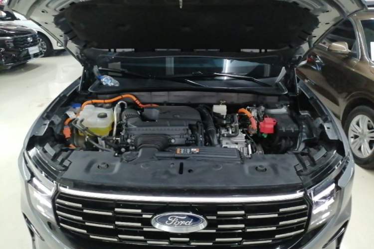 Used Ford Edge 2025 Ford Explorer L 2.0T EcoBoost E-Hybrid Four-Wheel-Drive 7-Seater Supreme Model Engine Bay