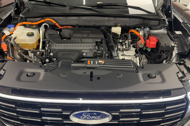 Used Ford Edge 2025 Ford Explorer L 2.0T EcoBoost E-Hybrid Four-Wheel-Drive 7-Seater Supreme Model Engine Bay