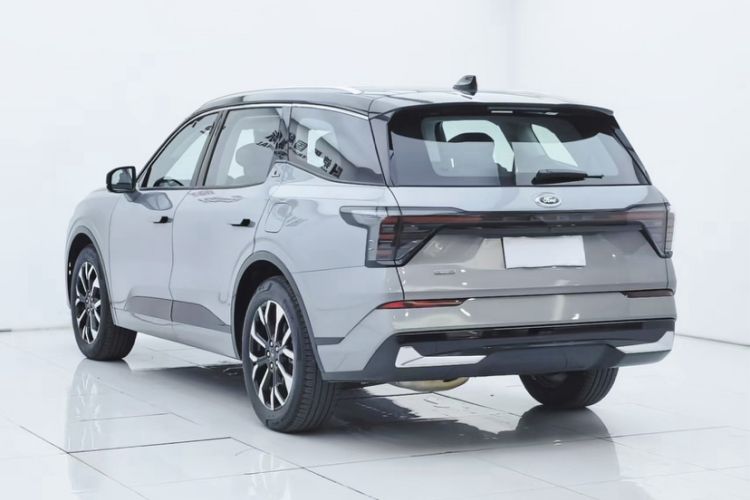 Used Ford Edge 2025 Ford Explorer L 2.0T EcoBoost E-Hybrid Four-Wheel-Drive 7-Seater Supreme Model Exterior 4