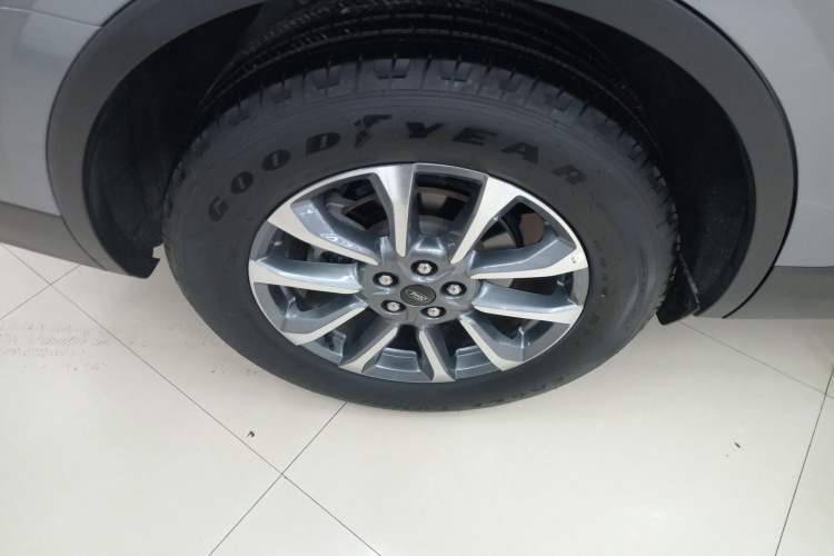 Used Ford Edge 2025 Escape L 2.0T EcoBoost Two-Wheel Drive 7-Seater Luxury Model Exterior 5