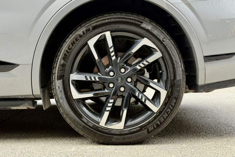 Used Ford Edge 2025 Ford Explorer L 2.0T EcoBoost E-Hybrid 4x4 7-Seater ST-Line Exterior 8