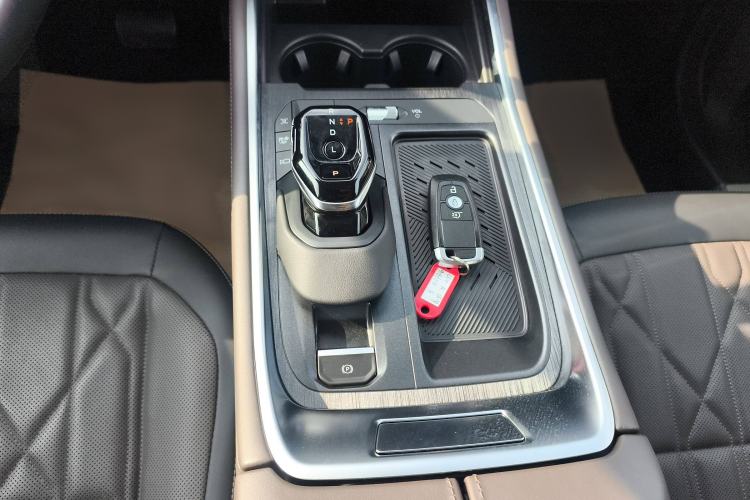 Used Ford Edge 2025 Ford Explorer L 2.0T EcoBoost E-Hybrid Four-Wheel-Drive 7-Seater Supreme Model Gear Lever