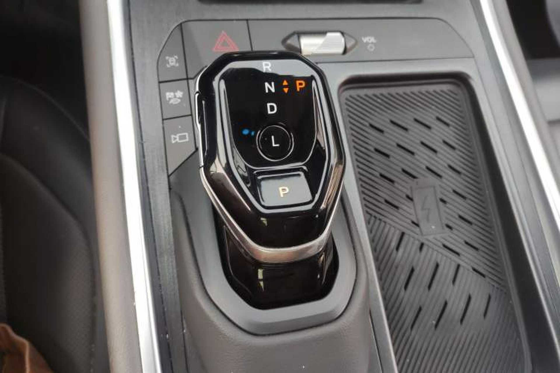 Used Ford Edge 2025 Ford Explorer L 2.0T EcoBoost E-Hybrid Four-Wheel-Drive 7-Seater Supreme Model Gear Lever