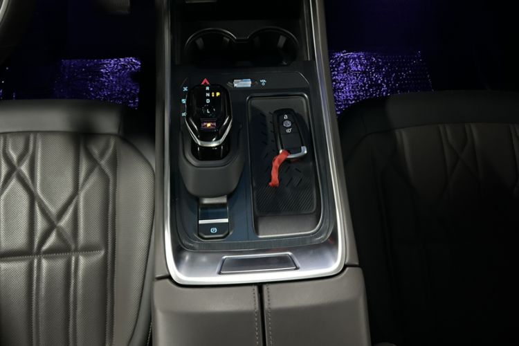 Used Ford Edge 2025 Ford Explorer L 2.0T EcoBoost E-Hybrid Four-Wheel-Drive 7-Seater Supreme Model Gear Lever