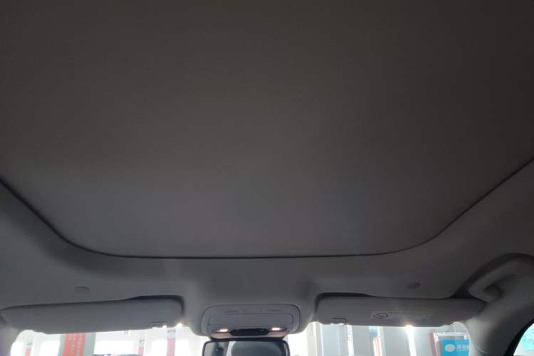 Used Ford Edge 2025 Ford Explorer L 2.0T EcoBoost E-Hybrid Four-Wheel-Drive 7-Seater Supreme Model Headliner