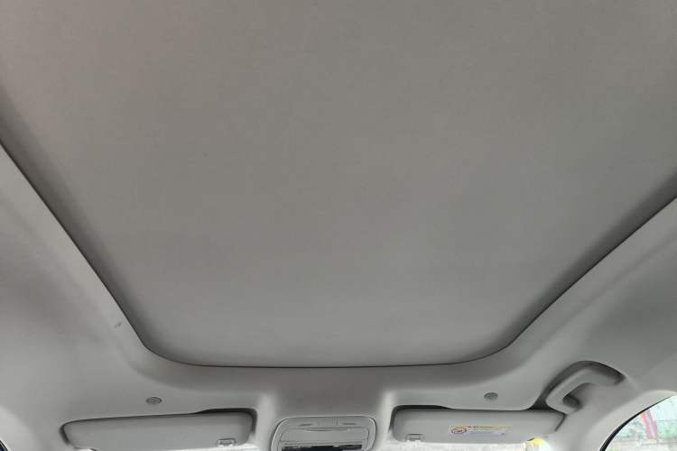 Used Ford Edge 2025 Ford Explorer L 2.0T EcoBoost E-Hybrid Four-Wheel-Drive 7-Seater Supreme Model Headliner