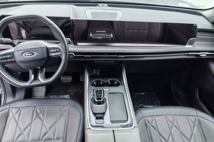 Used Ford Edge 2025 Ford Explorer L 2.0T EcoBoost E-Hybrid Four-Wheel-Drive 7-Seater Supreme Model Interior 7