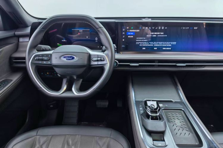 Used Ford Edge 2025 Ford Explorer L 2.0T EcoBoost E-Hybrid Four-Wheel-Drive 7-Seater Supreme Model Interior 8