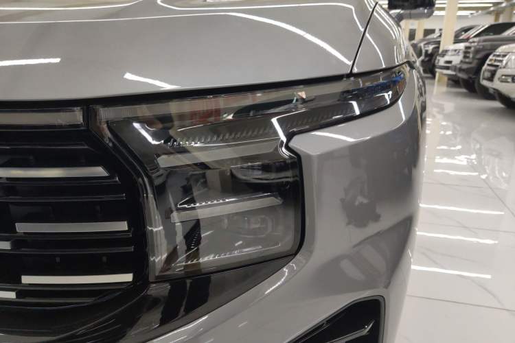 Used Ford Edge 2025 Ford Explorer L 2.0T EcoBoost E-Hybrid Four-Wheel-Drive 7-Seater Supreme Model Left Front Headlight
