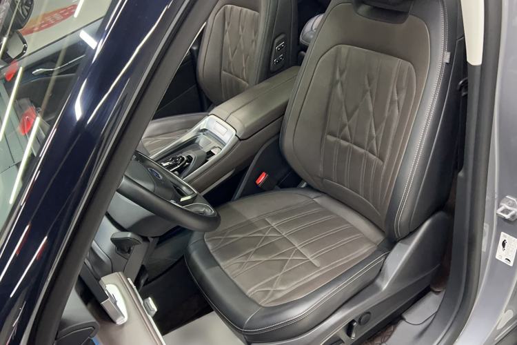 Used Ford Edge 2025 Ford Explorer L 2.0T EcoBoost E-Hybrid Four-Wheel-Drive 7-Seater Supreme Model Left Front Seat