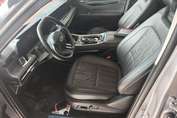 Used Ford Edge 2025 Ford Explorer L 2.0T EcoBoost E-Hybrid Four-Wheel-Drive 7-Seater Supreme Model Left Front Seat