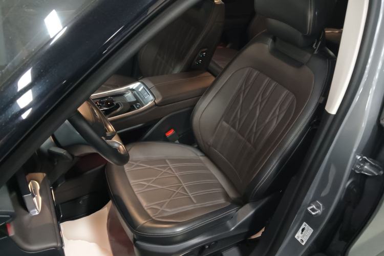 Used Ford Edge 2025 Ford Explorer L 2.0T EcoBoost E-Hybrid Four-Wheel-Drive 7-Seater Supreme Model Left Front Seat