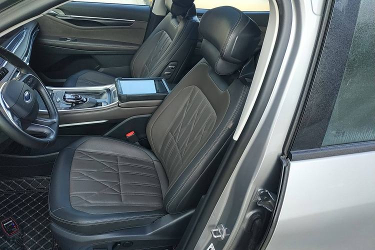 Used Ford Edge 2025 Ford Explorer L 2.0T EcoBoost E-Hybrid Four-Wheel-Drive 7-Seater Supreme Model Left Front Seat