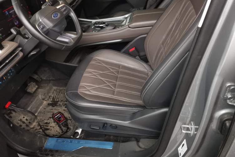 Used Ford Edge 2025 Ford Explorer L 2.0T EcoBoost E-Hybrid Four-Wheel-Drive 7-Seater Supreme Model Left Front Seat