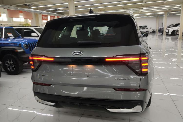 Used Ford Edge 2025 Ford Explorer L 2.0T EcoBoost E-Hybrid Four-Wheel-Drive 7-Seater Supreme Model Rear