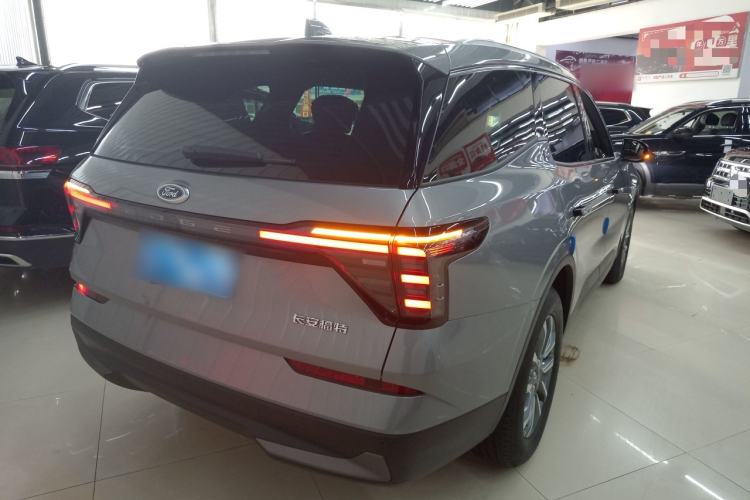 Used Ford Edge 2025 Escape L 2.0T EcoBoost Two-Wheel Drive 7-Seater Luxury Model Rear Right 45 Deg