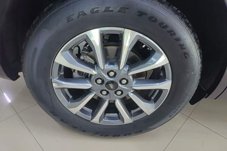Used Ford Edge 2025 Escape L 2.0T EcoBoost Two-Wheel Drive 7-Seater Luxury Model Right Rear Wheel Hub