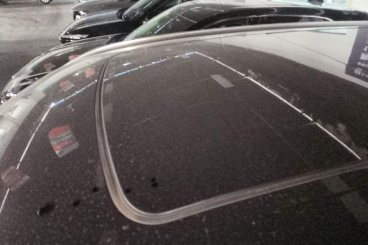 Used Ford Edge 2025 Ford Explorer L 2.0T EcoBoost E-Hybrid Four-Wheel-Drive 7-Seater Supreme Model Roof