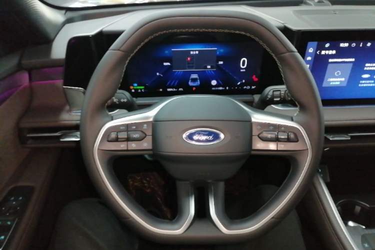 Used Ford Edge 2025 Ford Explorer L 2.0T EcoBoost E-Hybrid Four-Wheel-Drive 7-Seater Supreme Model Steering Wheel