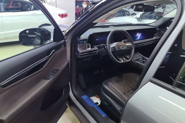 Used Ford Edge 2025 Ford Explorer L 2.0T EcoBoost E-Hybrid Four-Wheel-Drive 7-Seater Supreme Model Driver Seat