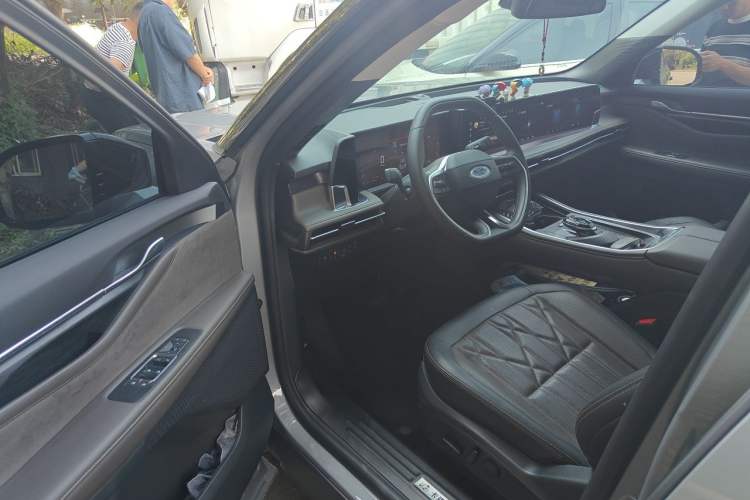 Used Ford Edge 2025 Ford Explorer L 2.0T EcoBoost Four-Wheel Drive 7-Seater Supreme Model Driver Seat