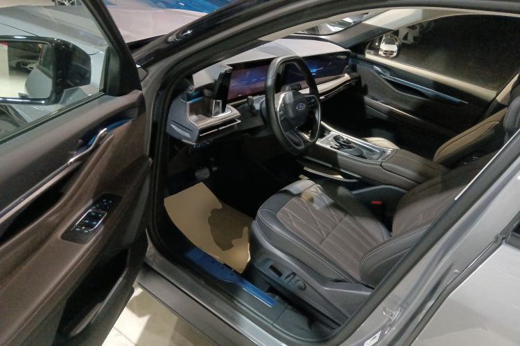 Used Ford Edge 2025 Ford Explorer L 2.0T EcoBoost E-Hybrid Four-Wheel-Drive 7-Seater Supreme Model Driver Seat