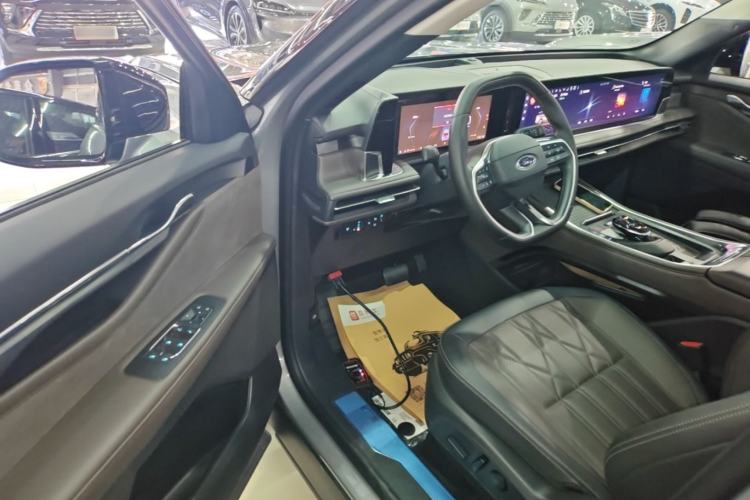 Used Ford Edge 2025 Ford Explorer L 2.0T EcoBoost E-Hybrid Four-Wheel-Drive 7-Seater Supreme Model Driver Seat
