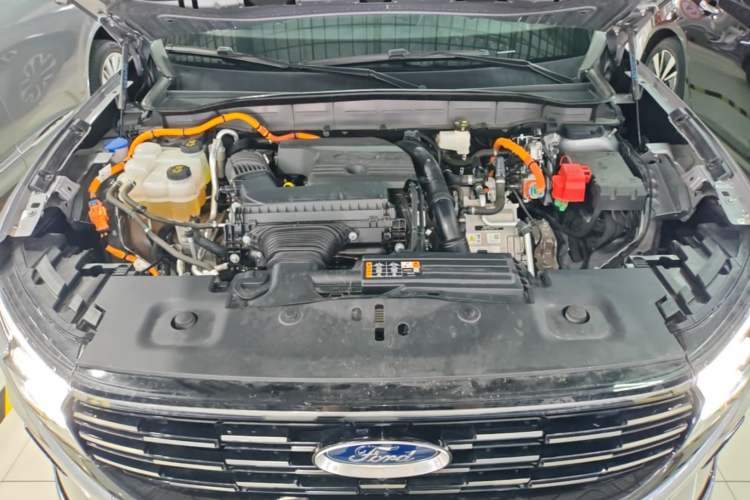 Used Ford Edge 2025 Ford Explorer L 2.0T EcoBoost E-Hybrid Four-Wheel-Drive 7-Seater Supreme Model Engine Bay