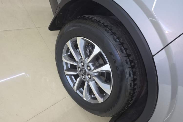 Used Ford Edge 2025 Escape L 2.0T EcoBoost Two-Wheel Drive 7-Seater Luxury Model Exterior 5