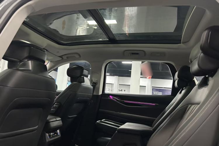 Used Ford Edge 2025 Ford Explorer L 2.0T EcoBoost E-Hybrid Four-Wheel-Drive 7-Seater Supreme Model Headliner