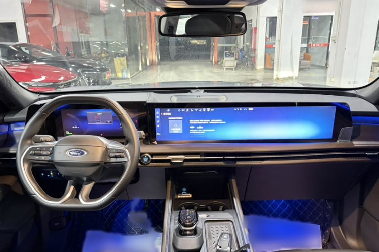 Used Ford Edge 2025 Ford Explorer L 2.0T EcoBoost E-Hybrid Four-Wheel-Drive 7-Seater Supreme Model Interior 1