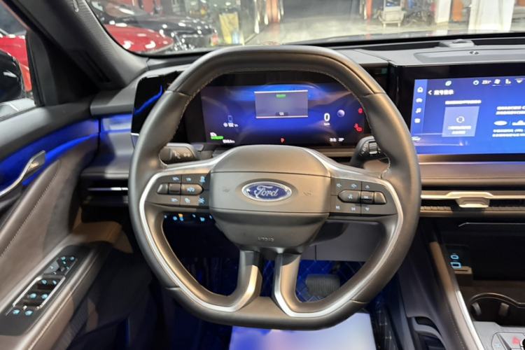 Used Ford Edge 2025 Ford Explorer L 2.0T EcoBoost E-Hybrid Four-Wheel-Drive 7-Seater Supreme Model Interior 7