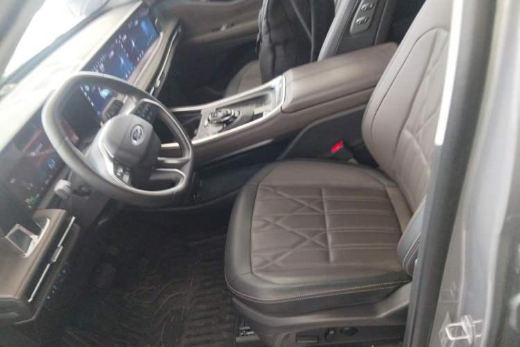 Used Ford Edge 2025 Ford Explorer L 2.0T EcoBoost E-Hybrid Four-Wheel-Drive 7-Seater Supreme Model Left Front Seat